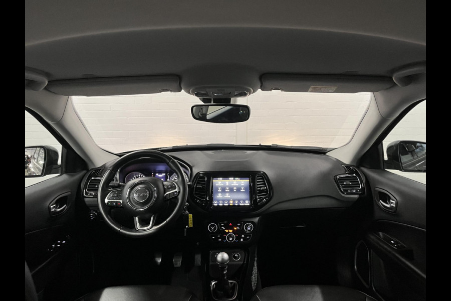 Jeep Compass 1.4 MultiAir Night Eagle Trekhaak | Carplay | Camera | DAB | Cruise-/Climate control |