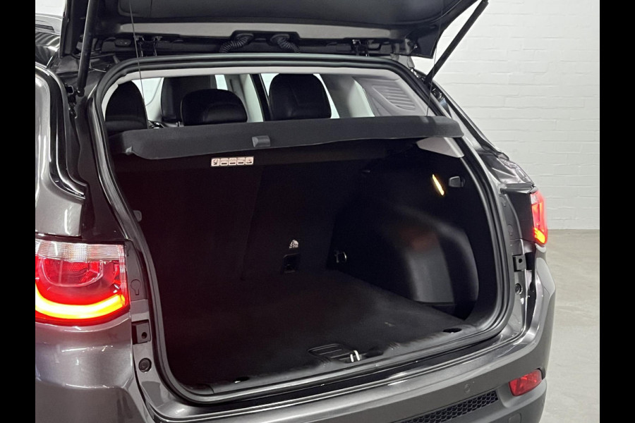 Jeep Compass 1.4 MultiAir Night Eagle Trekhaak | Carplay | Camera | DAB | Cruise-/Climate control |
