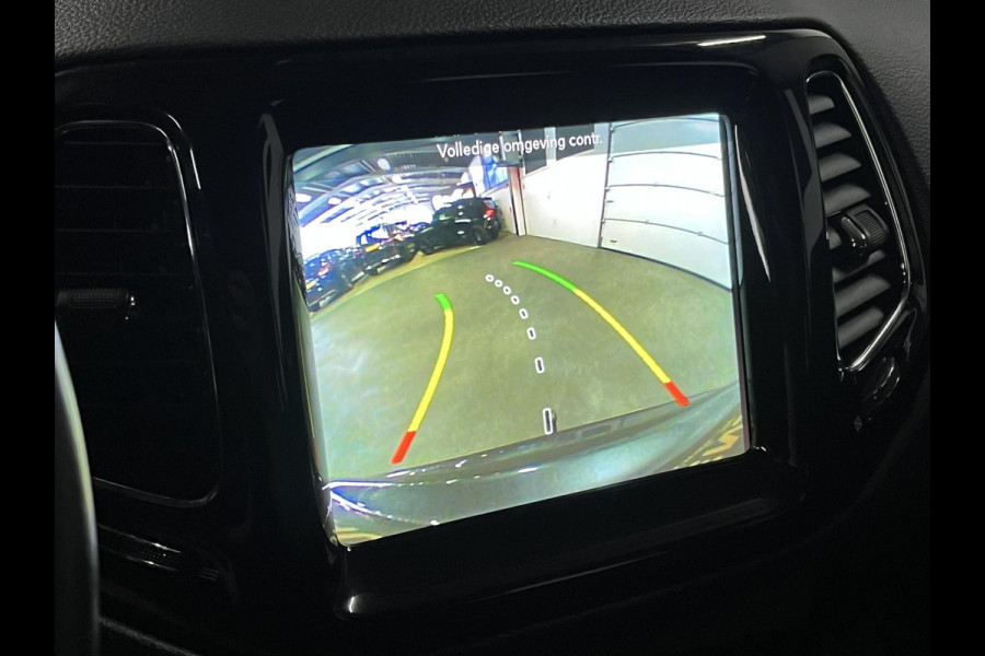 Jeep Compass 1.4 MultiAir Night Eagle Trekhaak | Carplay | Camera | DAB | Cruise-/Climate control |