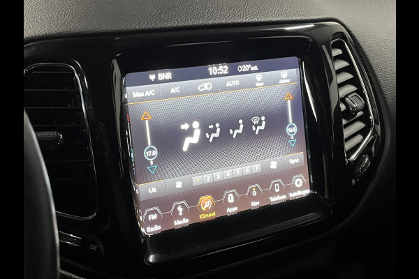 Jeep Compass 1.4 MultiAir Night Eagle Trekhaak | Carplay | Camera | DAB | Cruise-/Climate control |