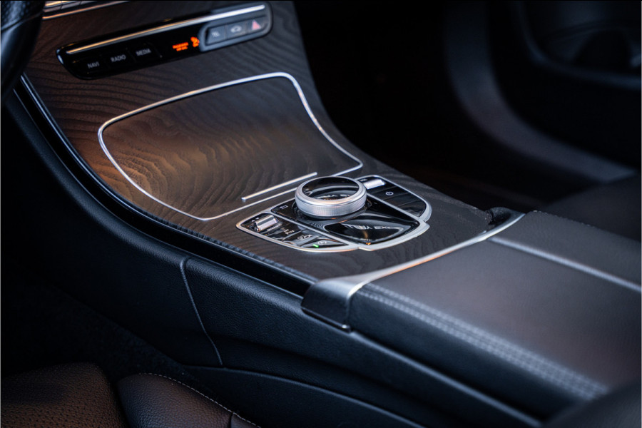 Mercedes-Benz C-Klasse 180 C-klasse Business Solution - AMG Line | Cruise Control | Stoelverwarming | Camera