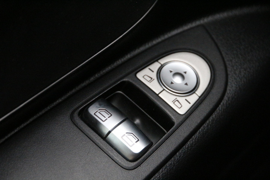 Mercedes-Benz Vito 119 CDI | DC | 4Matic | KAR-edition | 2x Schuifdeur | Navi | Airco..