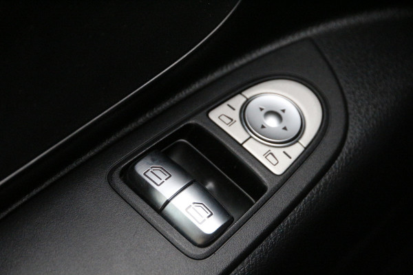 Mercedes-Benz Vito 119 CDI | DC | 4Matic | KAR-edition | 2x Schuifdeur | Navi | Airco..