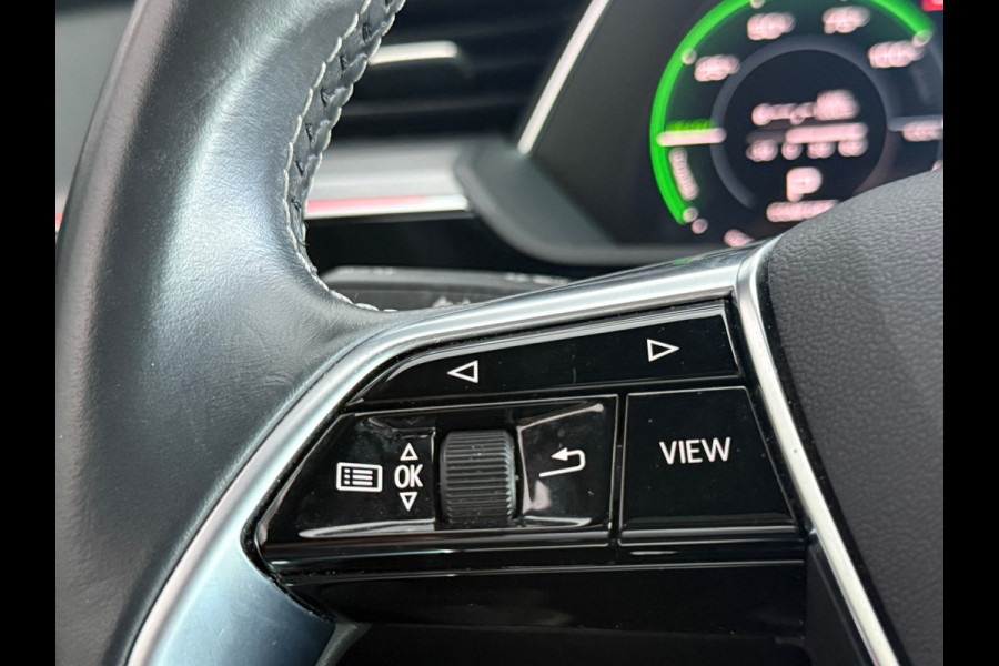 Audi e-tron Sportback 55 QUATTRO S Line 95 kWh Pano|Sportstoelen|Camera