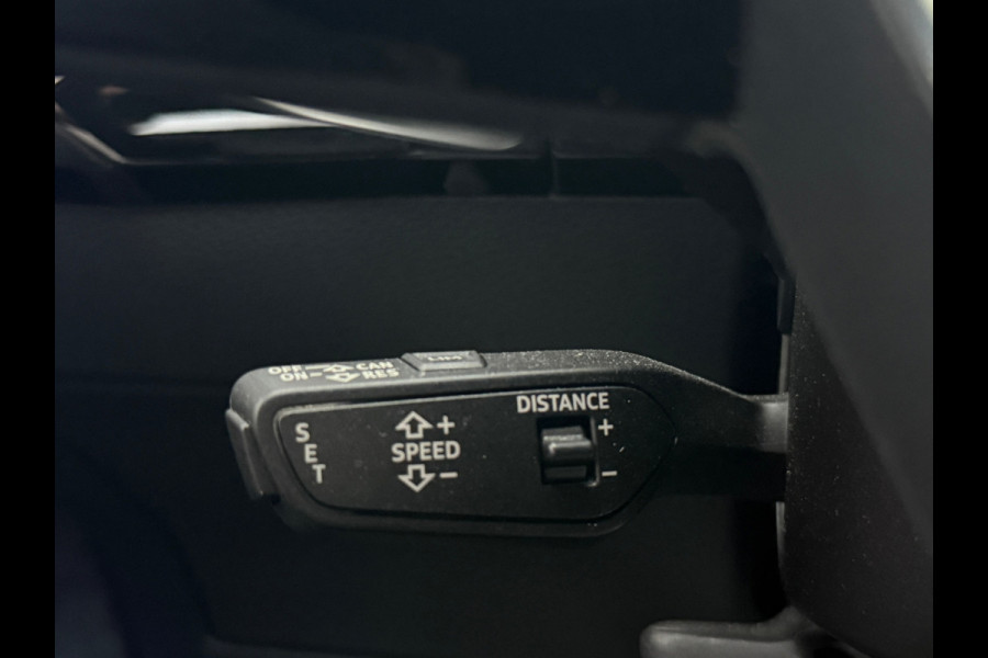 Audi e-tron Sportback 55 QUATTRO S Line 95 kWh Pano|Sportstoelen|Camera