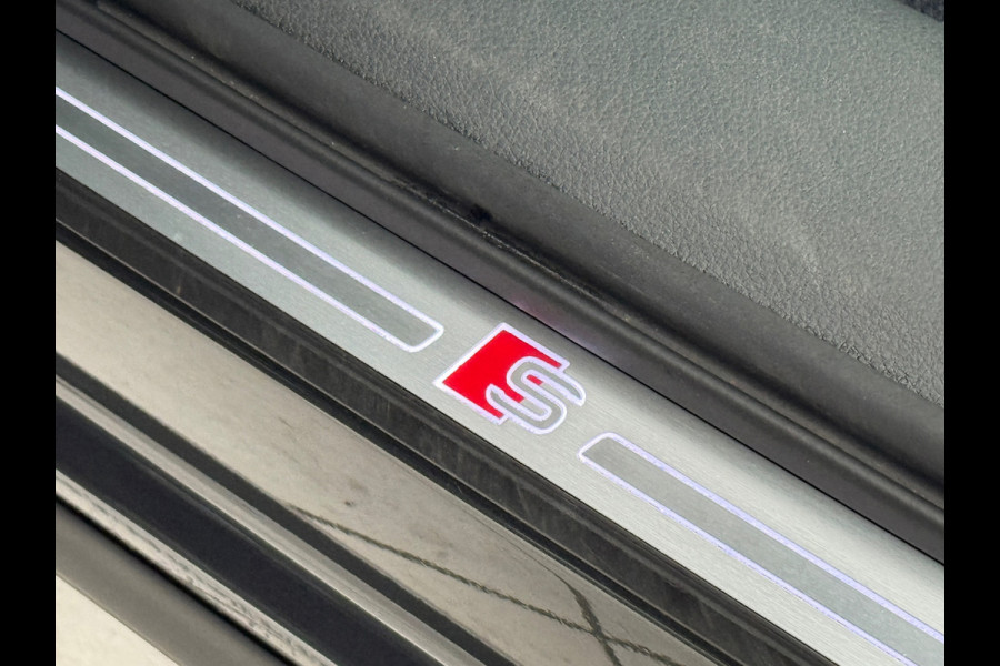 Audi e-tron Sportback 55 QUATTRO S Line 95 kWh Pano|Sportstoelen|Camera