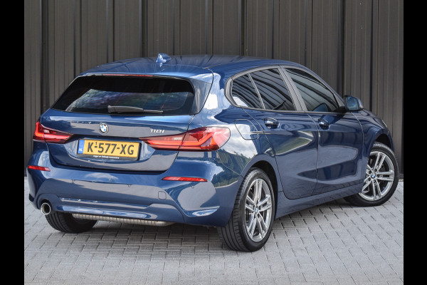 BMW 1-serie 118i HIGH EXECUTIVE EDITION | M-SPORT WHEELS | DAB+ | AUTOMAAT | PDC | LED |
