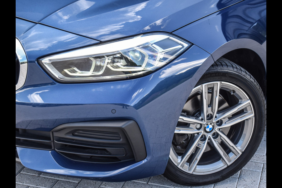 BMW 1-serie 118i HIGH EXECUTIVE EDITION | M-SPORT WHEELS | DAB+ | AUTOMAAT | PDC | LED |