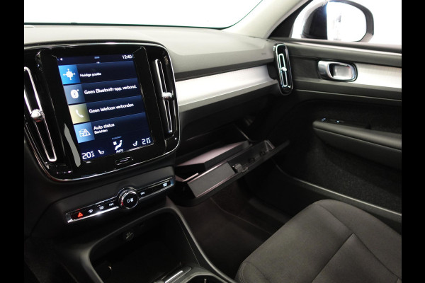 Volvo XC40 1.5 T3 163pk Momentum | Navigatie | Climate Control | Stoelverwarming | Dab | digitale Cockpit