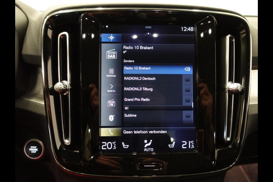 Volvo XC40 1.5 T3 163pk Momentum | Navigatie | Climate Control | Stoelverwarming | Dab | digitale Cockpit