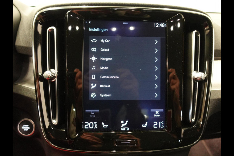 Volvo XC40 1.5 T3 163pk Momentum | Navigatie | Climate Control | Stoelverwarming | Dab | digitale Cockpit