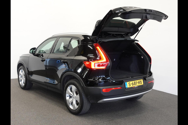 Volvo XC40 1.5 T3 163pk Momentum | Navigatie | Climate Control | Stoelverwarming | Dab | digitale Cockpit