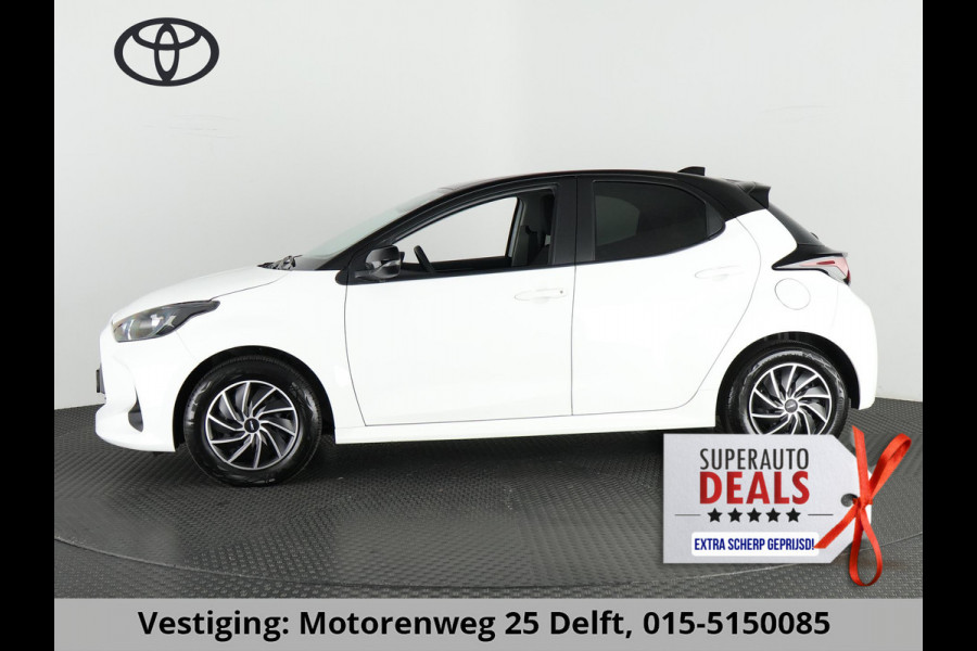 Toyota Yaris 1.5 HYBRID AUTOMAAT BLACK & WHITE GARANTIE 8-2033 NAVIGATIE.CLIMA.CRUISE