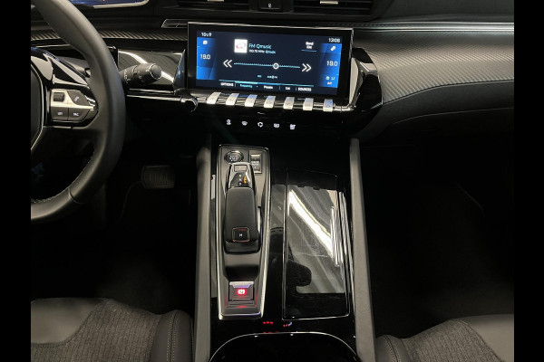 Peugeot 508 SW 1.2 PureTech Allure Pack Business Navigatie Apple Carplay/Android Auto Camera Parkeersensoren Adaptive Cruise Control Virtual Cockpit Full Led koplampen Lichtmetalen velgen Getinte ramen Climate Control Peugeot 508 SW 1.2 PureTech Allure Pack Business Navigatie Apple Carplay/Android Auto Camera Parkeersensoren Adaptive Cruise Control Virtual Cockpit Full Led koplampen Lichtmetalen velgen Getinte ramen Climate Control