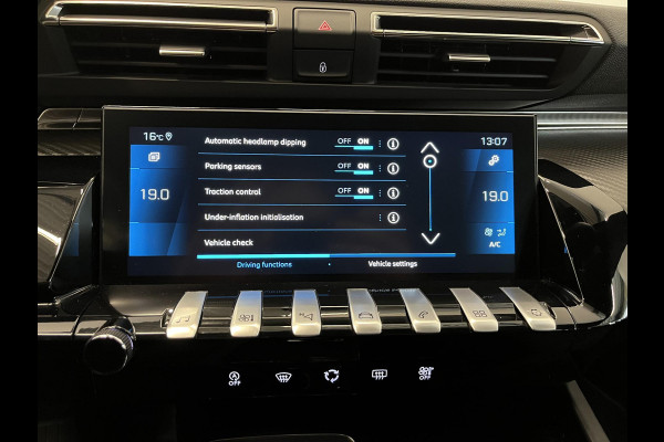 Peugeot 508 SW 1.2 PureTech Allure Pack Business Navigatie Apple Carplay/Android Auto Camera Parkeersensoren Adaptive Cruise Control Virtual Cockpit Full Led koplampen Lichtmetalen velgen Getinte ramen Climate Control Peugeot 508 SW 1.2 PureTech Allure Pack Business Navigatie Apple Carplay/Android Auto Camera Parkeersensoren Adaptive Cruise Control Virtual Cockpit Full Led koplampen Lichtmetalen velgen Getinte ramen Climate Control