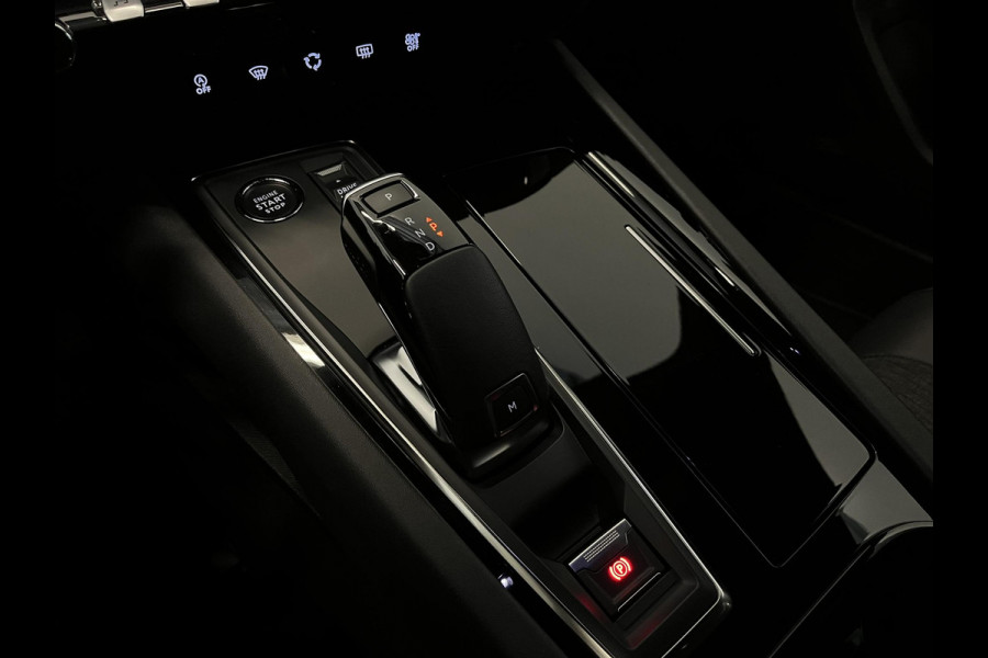 Peugeot 508 SW 1.2 PureTech Allure Pack Business Navigatie Apple Carplay/Android Auto Camera Parkeersensoren Adaptive Cruise Control Virtual Cockpit Full Led koplampen Lichtmetalen velgen Getinte ramen Climate Control Peugeot 508 SW 1.2 PureTech Allure Pack Business Navigatie Apple Carplay/Android Auto Camera Parkeersensoren Adaptive Cruise Control Virtual Cockpit Full Led koplampen Lichtmetalen velgen Getinte ramen Climate Control
