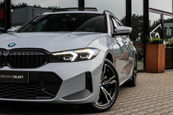 BMW 3 Serie Touring 320e - M-SPORT - PANO - CAMERA - BROOKLYN GREY