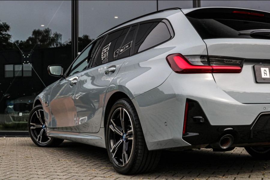 BMW 3 Serie Touring 320e - M-SPORT - PANO - CAMERA - BROOKLYN GREY