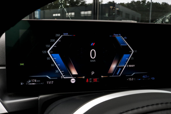 BMW 3 Serie Touring 320e - M-SPORT - PANO - CAMERA - BROOKLYN GREY