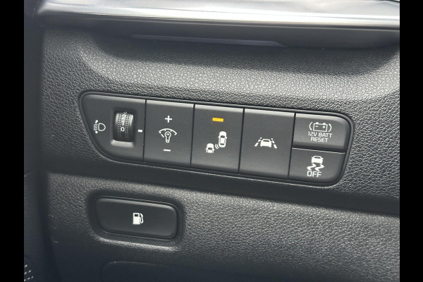 Kia Niro 1.6 GDi Hybrid DynamicPlusLine 1e Eigenaar,Dealer Onderhouden,Navi,Camera,Pdc V+A,Halfleder,Stoelverw,Stuurverw,Lm velgen,N.A.P,Apk tot 03-2026