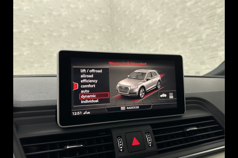 Audi Q5 SQ5 3.0 TFSI V6 | Luchtvering | 360 Camera | Panorama | ACC | B&O Sound | Head-Up | Keyless-Entry | Memory | Matrix-LED | Standkachel | ISO-Glas | Black-Optic | Autom. Parkeren | Tour-Pakket | Draadloos Laden | 3-Zone Clima |