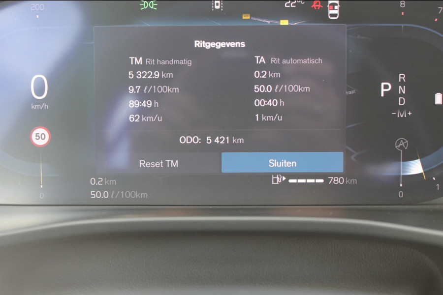 Volvo XC40 B4 211PK Automaat Plus Dark Google Infotainment / Semi elektrisch wegklapbare trekhaak / Verwarmbare voorruit / Harman Kardon Audio installatie / Elektrisch bedienbare voorstoelen