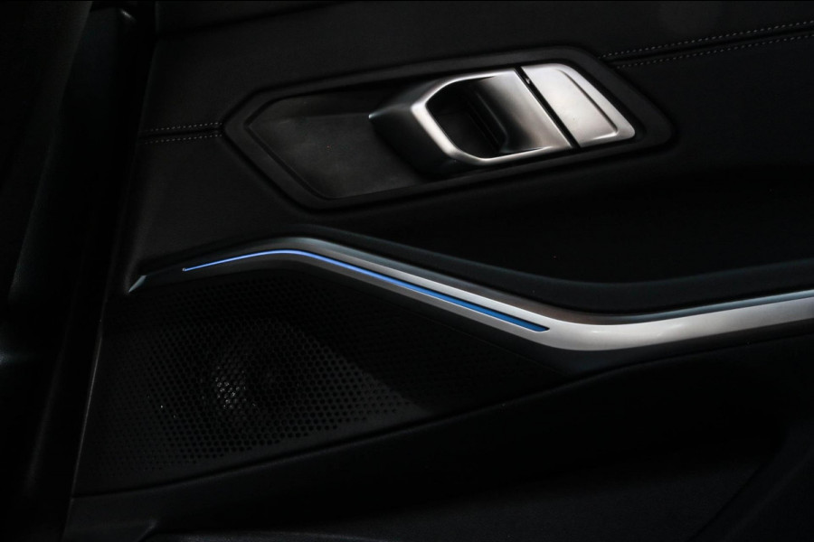 BMW 3 Serie Touring 330e xDrive - TREKHAAK - 360 CAMERA BMW 3 Serie Touring 330e xDrive - TREKHAAK - 360 CAMERA