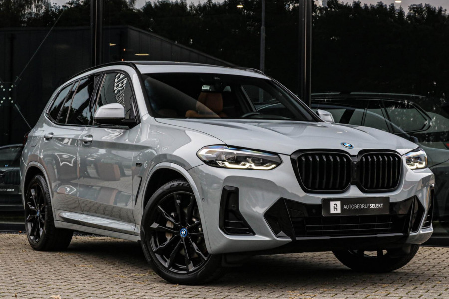 BMW X3 XDrive30e - M-SPORT - PANO - TREKHAAK - 30e