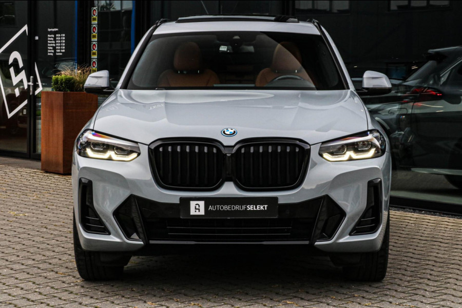 BMW X3 XDrive30e - M-SPORT - PANO - TREKHAAK - 30e