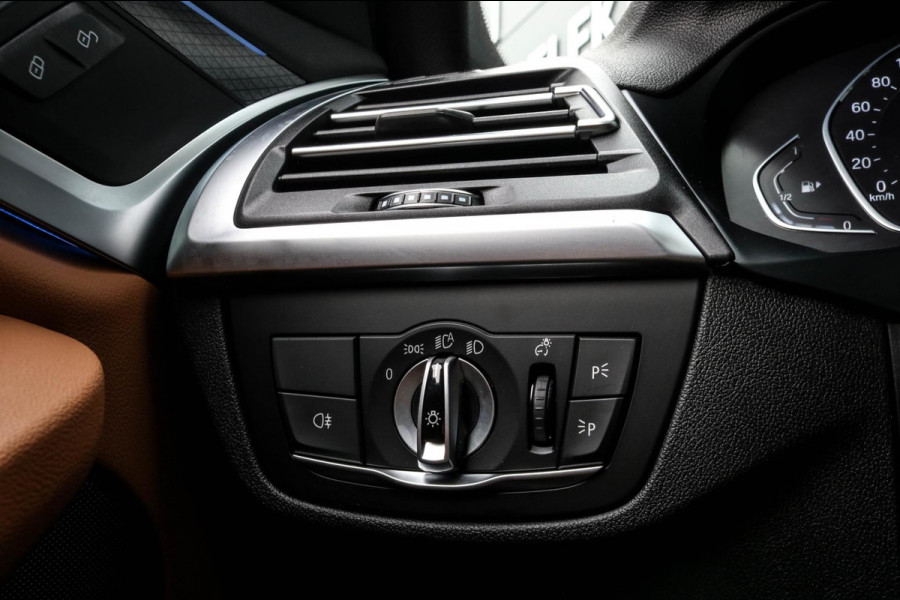 BMW X3 XDrive30e - M-SPORT - PANO - TREKHAAK - 30e