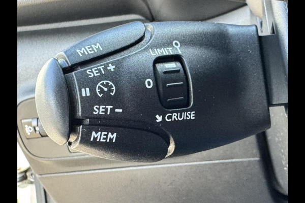 Citroën C3 1.2 PureTech S&S Feel Airco Cruise control Bleutooth Parkeersensor achter Elektrisch bedienbare ramen