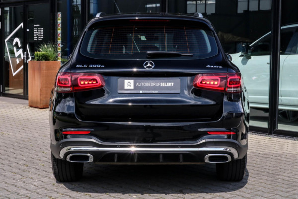 Mercedes-Benz GLC 300e 4MATIC AMG - VOLLEDER - CAMERA - GLC300E
