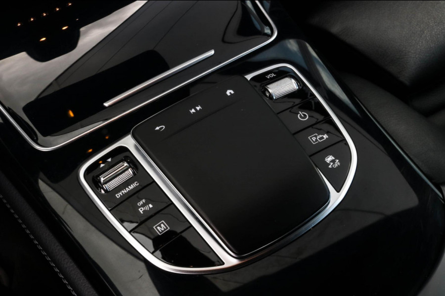 Mercedes-Benz GLC 300e 4MATIC AMG - VOLLEDER - CAMERA - GLC300E