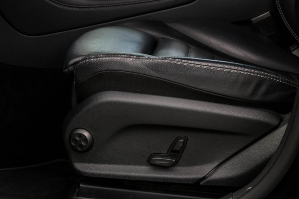 Mercedes-Benz GLC 300e 4MATIC AMG - VOLLEDER - CAMERA - GLC300E