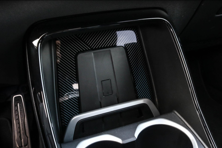 BMW X1 SDrive20i M-Sport - 360 CAMERA - HEAD UP - SFEERVERLICHTING - 2.0i