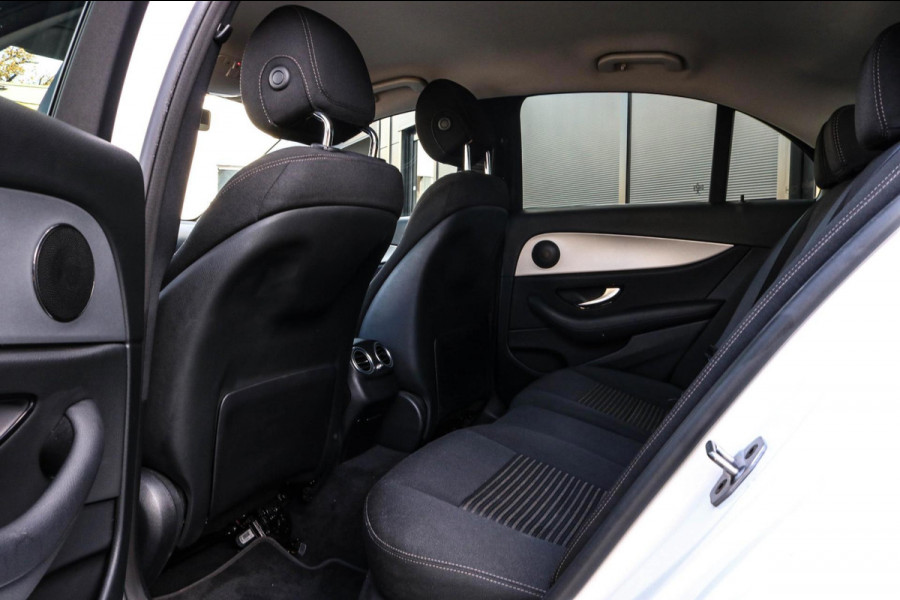 Mercedes-Benz E-Klasse 300 e SEDAN - NIEUW MODEL - CAMERA