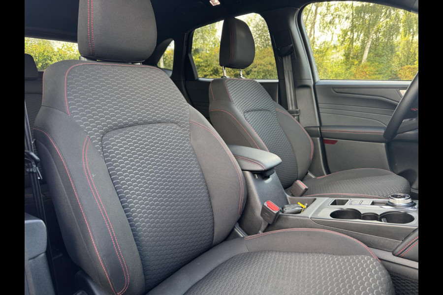 Ford Kuga 2.5 PHEV ST-Line 243pk | Wegklapbare trekhaak | Winter Pack | Nieuwe model! | 2.100 kg trekgewicht