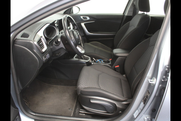 Kia Ceed 1.0 T-GDi DynamicLine | CAMERA | CARPLAY | NAVIGATIE | PDC | LMV | CRUISE