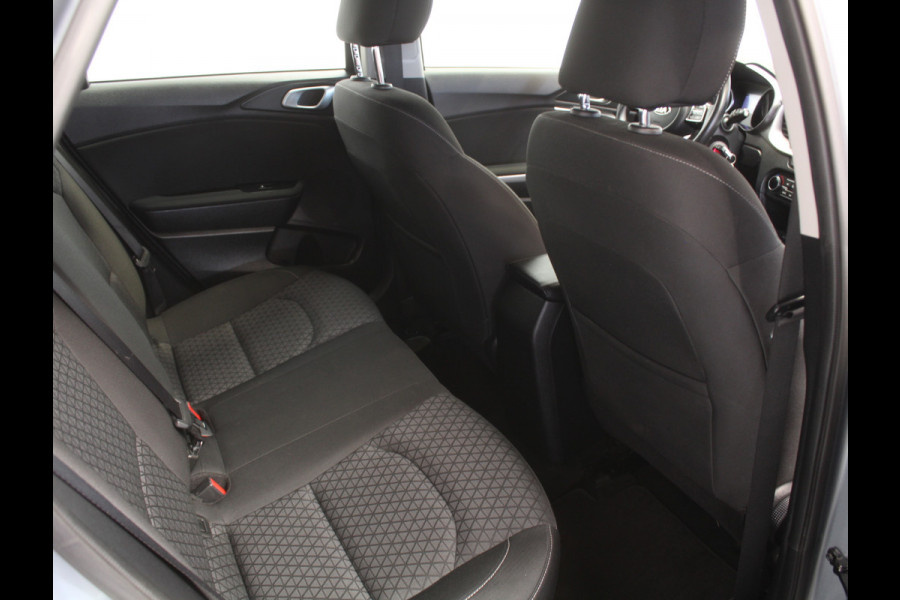 Kia Ceed 1.0 T-GDi DynamicLine | CAMERA | CARPLAY | NAVIGATIE | PDC | LMV | CRUISE