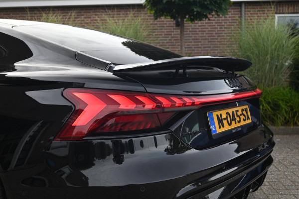 Audi e-tron GT GT 93 kWh 476 PK 1e Eig Dealer o.h Full Option Pano Carbon B&0 Adaptive Keyless 21''