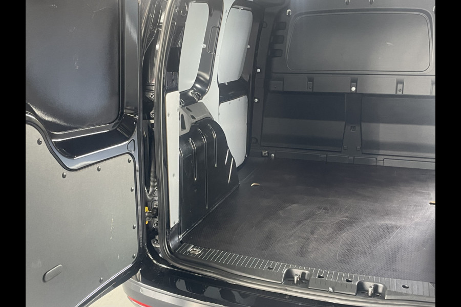Volkswagen Caddy Cargo 2.0 TDI DSG NEXT LEVEL EDITION / CAMERA / DIG DASHBOARD / TREKHAAK / LEDER