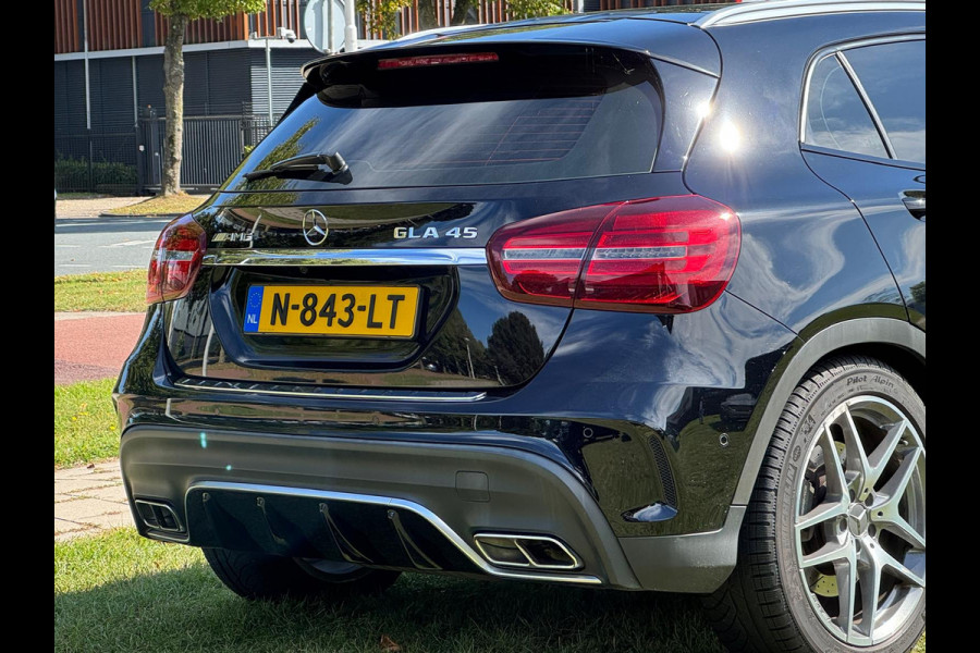 Mercedes-Benz GLA AMG 45 4MATIC Premium NW MODEL!