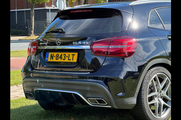 Mercedes-Benz GLA AMG 45 4MATIC Premium NW MODEL!
