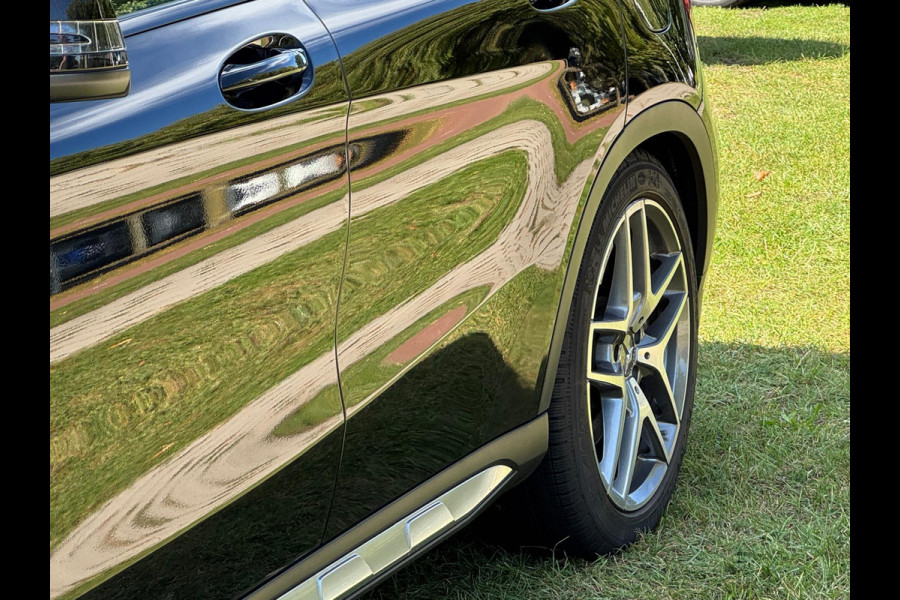 Mercedes-Benz GLA AMG 45 4MATIC Premium NW MODEL!