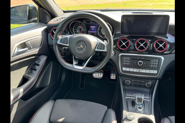 Mercedes-Benz GLA AMG 45 4MATIC Premium NW MODEL!
