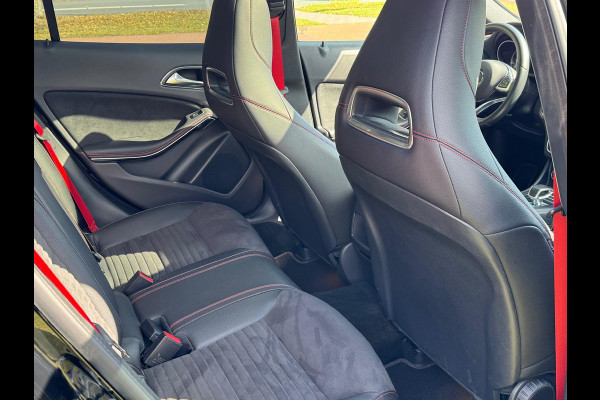 Mercedes-Benz GLA AMG 45 4MATIC Premium NW MODEL!