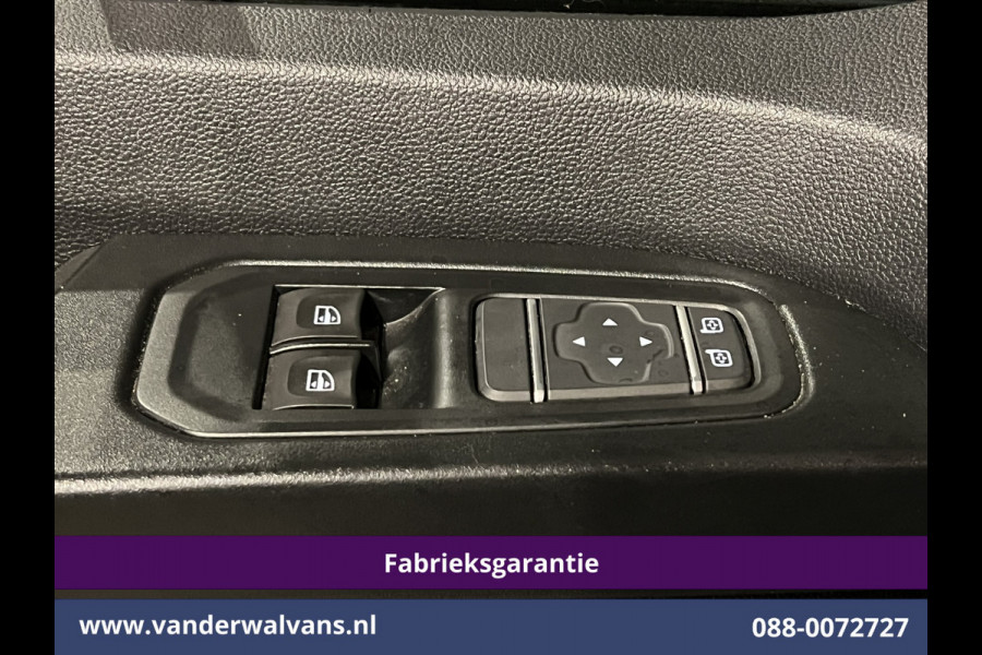 Renault Trafic 2.0 dCi 131pk L2H1 Fabrieksgarantie Euro6 Airco | Navigatie | Camera | LED | 2500kg Trekhaak | Apple Carplay Cruiscontrol, Bijrijdersbank, Parkeersensoren