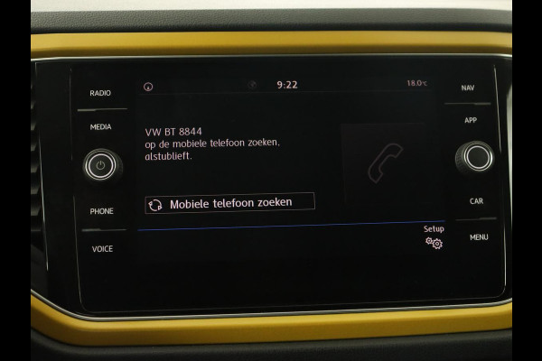 Volkswagen T-Roc 1.0 TSI Style | 1e eigenaar | Camera | Carplay | Full LED | Navigatie | Adaptive cruise | Parkeerhulp | Climate control | Getint glas