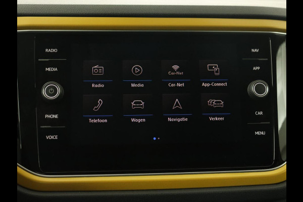 Volkswagen T-Roc 1.0 TSI Style | 1e eigenaar | Camera | Carplay | Full LED | Navigatie | Adaptive cruise | Parkeerhulp | Climate control | Getint glas