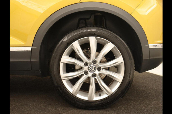 Volkswagen T-Roc 1.0 TSI Style | 1e eigenaar | Camera | Carplay | Full LED | Navigatie | Adaptive cruise | Parkeerhulp | Climate control | Getint glas